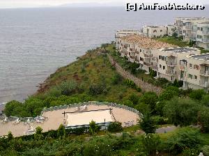 [P35] Onyria Claros Beach - piscina pentru copii, umbrită de o copertină, vilele din rândul întâi și marea » foto by nicole33
 - 
<span class="allrVoted glyphicon glyphicon-heart hidden" id="av552945"></span>
<a class="m-l-10 hidden" id="sv552945" onclick="voting_Foto_DelVot(,552945,2171)" role="button">șterge vot <span class="glyphicon glyphicon-remove"></span></a>
<a id="v9552945" class=" c-red"  onclick="voting_Foto_SetVot(552945)" role="button"><span class="glyphicon glyphicon-heart-empty"></span> <b>LIKE</b> = Votează poza</a> <img class="hidden"  id="f552945W9" src="/imagini/loader.gif" border="0" /><span class="AjErrMes hidden" id="e552945ErM"></span>