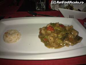 [P66] Onyria Claros Beach - la restaurantul asiatic Teos » foto by nicole33
 - 
<span class="allrVoted glyphicon glyphicon-heart hidden" id="av552976"></span>
<a class="m-l-10 hidden" id="sv552976" onclick="voting_Foto_DelVot(,552976,2171)" role="button">șterge vot <span class="glyphicon glyphicon-remove"></span></a>
<a id="v9552976" class=" c-red"  onclick="voting_Foto_SetVot(552976)" role="button"><span class="glyphicon glyphicon-heart-empty"></span> <b>LIKE</b> = Votează poza</a> <img class="hidden"  id="f552976W9" src="/imagini/loader.gif" border="0" /><span class="AjErrMes hidden" id="e552976ErM"></span>