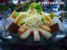 [P85] CDC - Restaurantul Tamarind - o varietate bogata de branzeturi, cea cu coaja fiind bestiala. » foto by Horia
 - 
<span class="allrVoted glyphicon glyphicon-heart hidden" id="av152260"></span>
<a class="m-l-10 hidden" id="sv152260" onclick="voting_Foto_DelVot(,152260,2171)" role="button">șterge vot <span class="glyphicon glyphicon-remove"></span></a>
<a id="v9152260" class=" c-red"  onclick="voting_Foto_SetVot(152260)" role="button"><span class="glyphicon glyphicon-heart-empty"></span> <b>LIKE</b> = Votează poza</a> <img class="hidden"  id="f152260W9" src="/imagini/loader.gif" border="0" /><span class="AjErrMes hidden" id="e152260ErM"></span>
