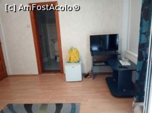 [P03] minifrigider,TV cu masuta , masuta dertcafeaua/masa » foto by ile57b
 - 
<span class="allrVoted glyphicon glyphicon-heart hidden" id="av1290529"></span>
<a class="m-l-10 hidden" id="sv1290529" onclick="voting_Foto_DelVot(,1290529,2178)" role="button">șterge vot <span class="glyphicon glyphicon-remove"></span></a>
<a id="v91290529" class=" c-red"  onclick="voting_Foto_SetVot(1290529)" role="button"><span class="glyphicon glyphicon-heart-empty"></span> <b>LIKE</b> = Votează poza</a> <img class="hidden"  id="f1290529W9" src="/imagini/loader.gif" border="0" /><span class="AjErrMes hidden" id="e1290529ErM"></span>