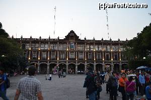 [P17] Piaţa centrală cu Palatul Guvernatorului » foto by Vasile S
 - 
<span class="allrVoted glyphicon glyphicon-heart hidden" id="av539241"></span>
<a class="m-l-10 hidden" id="sv539241" onclick="voting_Foto_DelVot(,539241,2210)" role="button">șterge vot <span class="glyphicon glyphicon-remove"></span></a>
<a id="v9539241" class=" c-red"  onclick="voting_Foto_SetVot(539241)" role="button"><span class="glyphicon glyphicon-heart-empty"></span> <b>LIKE</b> = Votează poza</a> <img class="hidden"  id="f539241W9" src="/imagini/loader.gif" border="0" /><span class="AjErrMes hidden" id="e539241ErM"></span>