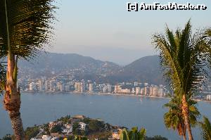 [P12] Hoteluri pe malul oceanului în Acapulco » foto by Vasile S
 - 
<span class="allrVoted glyphicon glyphicon-heart hidden" id="av540622"></span>
<a class="m-l-10 hidden" id="sv540622" onclick="voting_Foto_DelVot(,540622,2210)" role="button">șterge vot <span class="glyphicon glyphicon-remove"></span></a>
<a id="v9540622" class=" c-red"  onclick="voting_Foto_SetVot(540622)" role="button"><span class="glyphicon glyphicon-heart-empty"></span> <b>LIKE</b> = Votează poza</a> <img class="hidden"  id="f540622W9" src="/imagini/loader.gif" border="0" /><span class="AjErrMes hidden" id="e540622ErM"></span>