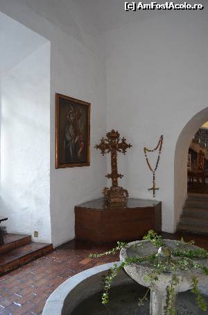 [P08] Fântână interioară şi un colţ de rugăciune » foto by Vasile S
 - 
<span class="allrVoted glyphicon glyphicon-heart hidden" id="av594275"></span>
<a class="m-l-10 hidden" id="sv594275" onclick="voting_Foto_DelVot(,594275,2210)" role="button">șterge vot <span class="glyphicon glyphicon-remove"></span></a>
<a id="v9594275" class=" c-red"  onclick="voting_Foto_SetVot(594275)" role="button"><span class="glyphicon glyphicon-heart-empty"></span> <b>LIKE</b> = Votează poza</a> <img class="hidden"  id="f594275W9" src="/imagini/loader.gif" border="0" /><span class="AjErrMes hidden" id="e594275ErM"></span>