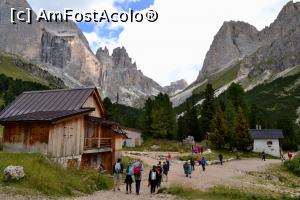[P09] Zona vechilor cabane - de aici mai aveti maxim 10 minute » foto by BOGDAN DSN
 - 
<span class="allrVoted glyphicon glyphicon-heart hidden" id="av711796"></span>
<a class="m-l-10 hidden" id="sv711796" onclick="voting_Foto_DelVot(,711796,2211)" role="button">șterge vot <span class="glyphicon glyphicon-remove"></span></a>
<a id="v9711796" class=" c-red"  onclick="voting_Foto_SetVot(711796)" role="button"><span class="glyphicon glyphicon-heart-empty"></span> <b>LIKE</b> = Votează poza</a> <img class="hidden"  id="f711796W9" src="/imagini/loader.gif" border="0" /><span class="AjErrMes hidden" id="e711796ErM"></span>