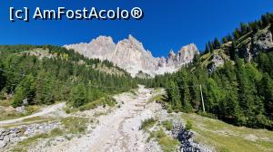 [P06] Dolomiti vazuti din Pasul Falzarego » foto by scoty
 - 
<span class="allrVoted glyphicon glyphicon-heart hidden" id="av1344787"></span>
<a class="m-l-10 hidden" id="sv1344787" onclick="voting_Foto_DelVot(,1344787,2211)" role="button">șterge vot <span class="glyphicon glyphicon-remove"></span></a>
<a id="v91344787" class=" c-red"  onclick="voting_Foto_SetVot(1344787)" role="button"><span class="glyphicon glyphicon-heart-empty"></span> <b>LIKE</b> = Votează poza</a> <img class="hidden"  id="f1344787W9" src="/imagini/loader.gif" border="0" /><span class="AjErrMes hidden" id="e1344787ErM"></span>