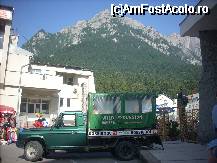 [P21] Cu ea am fost prima data la Pestera,doar ca atunci scria pe ea altceva...''Senzatii tari!''....iar aceaste fotografie am facut-o anul acesta ,in iulie,cand am revenit in Busteni! » foto by georgiana
 - 
<span class="allrVoted glyphicon glyphicon-heart hidden" id="av44225"></span>
<a class="m-l-10 hidden" id="sv44225" onclick="voting_Foto_DelVot(,44225,2220)" role="button">șterge vot <span class="glyphicon glyphicon-remove"></span></a>
<a id="v944225" class=" c-red"  onclick="voting_Foto_SetVot(44225)" role="button"><span class="glyphicon glyphicon-heart-empty"></span> <b>LIKE</b> = Votează poza</a> <img class="hidden"  id="f44225W9" src="/imagini/loader.gif" border="0" /><span class="AjErrMes hidden" id="e44225ErM"></span>