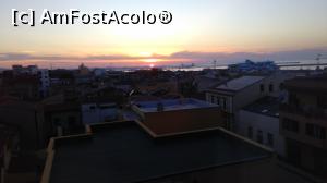 [P03] Portul turistic la apus » foto by dianamea
 - 
<span class="allrVoted glyphicon glyphicon-heart hidden" id="av963950"></span>
<a class="m-l-10 hidden" id="sv963950" onclick="voting_Foto_DelVot(,963950,2225)" role="button">șterge vot <span class="glyphicon glyphicon-remove"></span></a>
<a id="v9963950" class=" c-red"  onclick="voting_Foto_SetVot(963950)" role="button"><span class="glyphicon glyphicon-heart-empty"></span> <b>LIKE</b> = Votează poza</a> <img class="hidden"  id="f963950W9" src="/imagini/loader.gif" border="0" /><span class="AjErrMes hidden" id="e963950ErM"></span>
