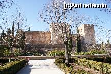 [P08] Torre Quebrada şi Torre de Homenaje, de pe latura estică a cetăţii Alcazaba » foto by Costi
 - 
<span class="allrVoted glyphicon glyphicon-heart hidden" id="av230212"></span>
<a class="m-l-10 hidden" id="sv230212" onclick="voting_Foto_DelVot(,230212,2240)" role="button">șterge vot <span class="glyphicon glyphicon-remove"></span></a>
<a id="v9230212" class=" c-red"  onclick="voting_Foto_SetVot(230212)" role="button"><span class="glyphicon glyphicon-heart-empty"></span> <b>LIKE</b> = Votează poza</a> <img class="hidden"  id="f230212W9" src="/imagini/loader.gif" border="0" /><span class="AjErrMes hidden" id="e230212ErM"></span>