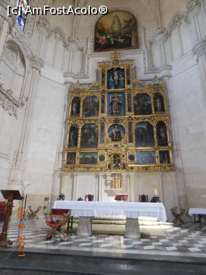 [P87] Monasterio de San Juan de los Reyes, interior » foto by irinad
 - 
<span class="allrVoted glyphicon glyphicon-heart hidden" id="av1283049"></span>
<a class="m-l-10 hidden" id="sv1283049" onclick="voting_Foto_DelVot(,1283049,2242)" role="button">șterge vot <span class="glyphicon glyphicon-remove"></span></a>
<a id="v91283049" class=" c-red"  onclick="voting_Foto_SetVot(1283049)" role="button"><span class="glyphicon glyphicon-heart-empty"></span> <b>LIKE</b> = Votează poza</a> <img class="hidden"  id="f1283049W9" src="/imagini/loader.gif" border="0" /><span class="AjErrMes hidden" id="e1283049ErM"></span>