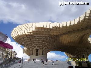 [P50] Las Setas, monument futurist. (Pe mine nu m-a impresionat;)).  » foto by alinaro
 - 
<span class="allrVoted glyphicon glyphicon-heart hidden" id="av571887"></span>
<a class="m-l-10 hidden" id="sv571887" onclick="voting_Foto_DelVot(,571887,2251)" role="button">șterge vot <span class="glyphicon glyphicon-remove"></span></a>
<a id="v9571887" class=" c-red"  onclick="voting_Foto_SetVot(571887)" role="button"><span class="glyphicon glyphicon-heart-empty"></span> <b>LIKE</b> = Votează poza</a> <img class="hidden"  id="f571887W9" src="/imagini/loader.gif" border="0" /><span class="AjErrMes hidden" id="e571887ErM"></span>