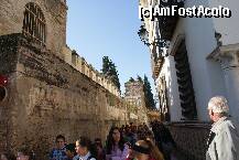 [P07] Vechile ziduri maure, dincolo de care se află grădinile de la Alcazar » foto by Costi
 - 
<span class="allrVoted glyphicon glyphicon-heart hidden" id="av196078"></span>
<a class="m-l-10 hidden" id="sv196078" onclick="voting_Foto_DelVot(,196078,2251)" role="button">șterge vot <span class="glyphicon glyphicon-remove"></span></a>
<a id="v9196078" class=" c-red"  onclick="voting_Foto_SetVot(196078)" role="button"><span class="glyphicon glyphicon-heart-empty"></span> <b>LIKE</b> = Votează poza</a> <img class="hidden"  id="f196078W9" src="/imagini/loader.gif" border="0" /><span class="AjErrMes hidden" id="e196078ErM"></span>
