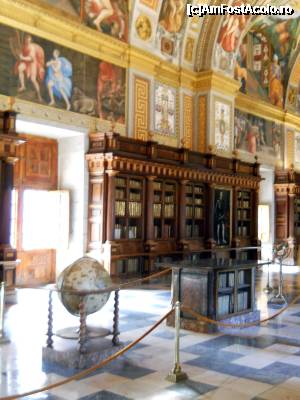 [P04] Fotografie 'furata' din impresionanta biblioteca ce contine peste 40000 de volume » foto by ctc
 - 
<span class="allrVoted glyphicon glyphicon-heart hidden" id="av365808"></span>
<a class="m-l-10 hidden" id="sv365808" onclick="voting_Foto_DelVot(,365808,2253)" role="button">șterge vot <span class="glyphicon glyphicon-remove"></span></a>
<a id="v9365808" class=" c-red"  onclick="voting_Foto_SetVot(365808)" role="button"><span class="glyphicon glyphicon-heart-empty"></span> <b>LIKE</b> = Votează poza</a> <img class="hidden"  id="f365808W9" src="/imagini/loader.gif" border="0" /><span class="AjErrMes hidden" id="e365808ErM"></span>