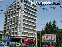 [P10] Hotelul Galati este amplasat in centrul administrativ al oraşului Galaţi, fiind situat la intersecţia principalelor căi rutiere ale oraşului » foto by ms65
 - 
<span class="allrVoted glyphicon glyphicon-heart hidden" id="av49112"></span>
<a class="m-l-10 hidden" id="sv49112" onclick="voting_Foto_DelVot(,49112,2258)" role="button">șterge vot <span class="glyphicon glyphicon-remove"></span></a>
<a id="v949112" class=" c-red"  onclick="voting_Foto_SetVot(49112)" role="button"><span class="glyphicon glyphicon-heart-empty"></span> <b>LIKE</b> = Votează poza</a> <img class="hidden"  id="f49112W9" src="/imagini/loader.gif" border="0" /><span class="AjErrMes hidden" id="e49112ErM"></span>