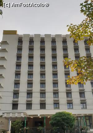 [P14] hotelul, pozat din fata parcului » foto by a_vlad2009
 - 
<span class="allrVoted glyphicon glyphicon-heart hidden" id="av1252396"></span>
<a class="m-l-10 hidden" id="sv1252396" onclick="voting_Foto_DelVot(,1252396,2274)" role="button">șterge vot <span class="glyphicon glyphicon-remove"></span></a>
<a id="v91252396" class=" c-red"  onclick="voting_Foto_SetVot(1252396)" role="button"><span class="glyphicon glyphicon-heart-empty"></span> <b>LIKE</b> = Votează poza</a> <img class="hidden"  id="f1252396W9" src="/imagini/loader.gif" border="0" /><span class="AjErrMes hidden" id="e1252396ErM"></span>