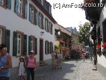 [P21] Rudesheim - spre telegondola » foto by Irina1974
 - 
<span class="allrVoted glyphicon glyphicon-heart hidden" id="av81226"></span>
<a class="m-l-10 hidden" id="sv81226" onclick="voting_Foto_DelVot(,81226,2278)" role="button">șterge vot <span class="glyphicon glyphicon-remove"></span></a>
<a id="v981226" class=" c-red"  onclick="voting_Foto_SetVot(81226)" role="button"><span class="glyphicon glyphicon-heart-empty"></span> <b>LIKE</b> = Votează poza</a> <img class="hidden"  id="f81226W9" src="/imagini/loader.gif" border="0" /><span class="AjErrMes hidden" id="e81226ErM"></span>