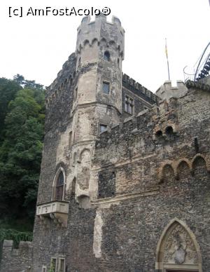 [P03] Burg Rheinstein, vazut din curtea interioara » foto by Radu Tudoran
 - 
<span class="allrVoted glyphicon glyphicon-heart hidden" id="av714525"></span>
<a class="m-l-10 hidden" id="sv714525" onclick="voting_Foto_DelVot(,714525,2278)" role="button">șterge vot <span class="glyphicon glyphicon-remove"></span></a>
<a id="v9714525" class=" c-red"  onclick="voting_Foto_SetVot(714525)" role="button"><span class="glyphicon glyphicon-heart-empty"></span> <b>LIKE</b> = Votează poza</a> <img class="hidden"  id="f714525W9" src="/imagini/loader.gif" border="0" /><span class="AjErrMes hidden" id="e714525ErM"></span>