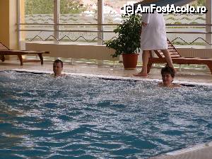 [P06] Piscina Hotel Germisara » foto by Tzutzuricu40
 - 
<span class="allrVoted glyphicon glyphicon-heart hidden" id="av395920"></span>
<a class="m-l-10 hidden" id="sv395920" onclick="voting_Foto_DelVot(,395920,2284)" role="button">șterge vot <span class="glyphicon glyphicon-remove"></span></a>
<a id="v9395920" class=" c-red"  onclick="voting_Foto_SetVot(395920)" role="button"><span class="glyphicon glyphicon-heart-empty"></span> <b>LIKE</b> = Votează poza</a> <img class="hidden"  id="f395920W9" src="/imagini/loader.gif" border="0" /><span class="AjErrMes hidden" id="e395920ErM"></span>