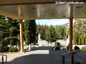 [P03] Iesirea din hotel » foto by Cleopatraa
 - 
<span class="allrVoted glyphicon glyphicon-heart hidden" id="av509310"></span>
<a class="m-l-10 hidden" id="sv509310" onclick="voting_Foto_DelVot(,509310,2284)" role="button">șterge vot <span class="glyphicon glyphicon-remove"></span></a>
<a id="v9509310" class=" c-red"  onclick="voting_Foto_SetVot(509310)" role="button"><span class="glyphicon glyphicon-heart-empty"></span> <b>LIKE</b> = Votează poza</a> <img class="hidden"  id="f509310W9" src="/imagini/loader.gif" border="0" /><span class="AjErrMes hidden" id="e509310ErM"></span>