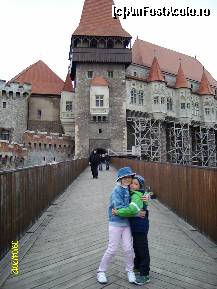 [P02] Castelul Corvinilor spectaculos din exterior.In interior se putea mai mult. » foto by b65ytz
 - 
<span class="allrVoted glyphicon glyphicon-heart hidden" id="av308988"></span>
<a class="m-l-10 hidden" id="sv308988" onclick="voting_Foto_DelVot(,308988,2284)" role="button">șterge vot <span class="glyphicon glyphicon-remove"></span></a>
<a id="v9308988" class=" c-red"  onclick="voting_Foto_SetVot(308988)" role="button"><span class="glyphicon glyphicon-heart-empty"></span> <b>LIKE</b> = Votează poza</a> <img class="hidden"  id="f308988W9" src="/imagini/loader.gif" border="0" /><span class="AjErrMes hidden" id="e308988ErM"></span>