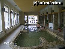[P08] Piscina cu apa minerala incalzita 34-36 grade. EXCELENT!  » foto by adryan_bv
 - 
<span class="allrVoted glyphicon glyphicon-heart hidden" id="av420457"></span>
<a class="m-l-10 hidden" id="sv420457" onclick="voting_Foto_DelVot(,420457,2284)" role="button">șterge vot <span class="glyphicon glyphicon-remove"></span></a>
<a id="v9420457" class=" c-red"  onclick="voting_Foto_SetVot(420457)" role="button"><span class="glyphicon glyphicon-heart-empty"></span> <b>LIKE</b> = Votează poza</a> <img class="hidden"  id="f420457W9" src="/imagini/loader.gif" border="0" /><span class="AjErrMes hidden" id="e420457ErM"></span>