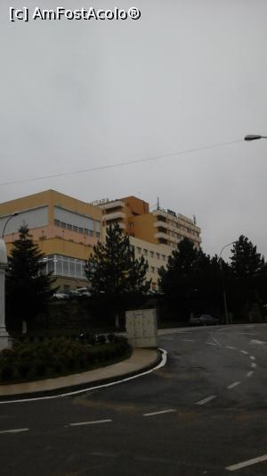 [P03] accesul spre hotel » foto by danutza_ang
 - 
<span class="allrVoted glyphicon glyphicon-heart hidden" id="av968621"></span>
<a class="m-l-10 hidden" id="sv968621" onclick="voting_Foto_DelVot(,968621,2284)" role="button">șterge vot <span class="glyphicon glyphicon-remove"></span></a>
<a id="v9968621" class=" c-red"  onclick="voting_Foto_SetVot(968621)" role="button"><span class="glyphicon glyphicon-heart-empty"></span> <b>LIKE</b> = Votează poza</a> <img class="hidden"  id="f968621W9" src="/imagini/loader.gif" border="0" /><span class="AjErrMes hidden" id="e968621ErM"></span>