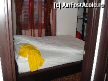 [P01] Iasi - Hotel Unirea - camera nu este  foarte mare dar este moderna ( recunoaste cineva tricoul ?) » foto by Diaura*
 - 
<span class="allrVoted glyphicon glyphicon-heart hidden" id="av79242"></span>
<a class="m-l-10 hidden" id="sv79242" onclick="voting_Foto_DelVot(,79242,2290)" role="button">șterge vot <span class="glyphicon glyphicon-remove"></span></a>
<a id="v979242" class=" c-red"  onclick="voting_Foto_SetVot(79242)" role="button"><span class="glyphicon glyphicon-heart-empty"></span> <b>LIKE</b> = Votează poza</a> <img class="hidden"  id="f79242W9" src="/imagini/loader.gif" border="0" /><span class="AjErrMes hidden" id="e79242ErM"></span>