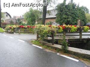 [P08] Dănești - Secret Garden Hotel. Podețul de la intrare. » foto by iulianic
 - 
<span class="allrVoted glyphicon glyphicon-heart hidden" id="av1327592"></span>
<a class="m-l-10 hidden" id="sv1327592" onclick="voting_Foto_DelVot(,1327592,2301)" role="button">șterge vot <span class="glyphicon glyphicon-remove"></span></a>
<a id="v91327592" class=" c-red"  onclick="voting_Foto_SetVot(1327592)" role="button"><span class="glyphicon glyphicon-heart-empty"></span> <b>LIKE</b> = Votează poza</a> <img class="hidden"  id="f1327592W9" src="/imagini/loader.gif" border="0" /><span class="AjErrMes hidden" id="e1327592ErM"></span>