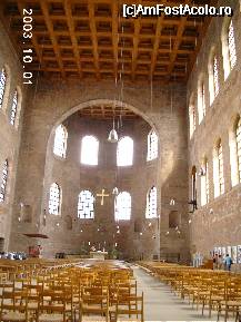 [P55] Konstantin  Basilika - interior » foto by Costi
 - 
<span class="allrVoted glyphicon glyphicon-heart hidden" id="av26165"></span>
<a class="m-l-10 hidden" id="sv26165" onclick="voting_Foto_DelVot(,26165,2302)" role="button">șterge vot <span class="glyphicon glyphicon-remove"></span></a>
<a id="v926165" class=" c-red"  onclick="voting_Foto_SetVot(26165)" role="button"><span class="glyphicon glyphicon-heart-empty"></span> <b>LIKE</b> = Votează poza</a> <img class="hidden"  id="f26165W9" src="/imagini/loader.gif" border="0" /><span class="AjErrMes hidden" id="e26165ErM"></span>