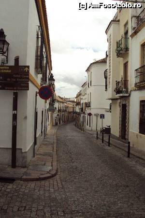 [P60] Strada in Juderia.  » foto by ania
 - 
<span class="allrVoted glyphicon glyphicon-heart hidden" id="av494205"></span>
<a class="m-l-10 hidden" id="sv494205" onclick="voting_Foto_DelVot(,494205,2304)" role="button">șterge vot <span class="glyphicon glyphicon-remove"></span></a>
<a id="v9494205" class=" c-red"  onclick="voting_Foto_SetVot(494205)" role="button"><span class="glyphicon glyphicon-heart-empty"></span> <b>LIKE</b> = Votează poza</a> <img class="hidden"  id="f494205W9" src="/imagini/loader.gif" border="0" /><span class="AjErrMes hidden" id="e494205ErM"></span>