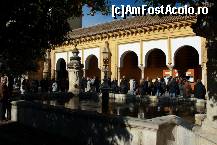 [P21] Coada de la casele de bilete » foto by ariciu*
 - 
<span class="allrVoted glyphicon glyphicon-heart hidden" id="av494637"></span>
<a class="m-l-10 hidden" id="sv494637" onclick="voting_Foto_DelVot(,494637,2304)" role="button">șterge vot <span class="glyphicon glyphicon-remove"></span></a>
<a id="v9494637" class=" c-red"  onclick="voting_Foto_SetVot(494637)" role="button"><span class="glyphicon glyphicon-heart-empty"></span> <b>LIKE</b> = Votează poza</a> <img class="hidden"  id="f494637W9" src="/imagini/loader.gif" border="0" /><span class="AjErrMes hidden" id="e494637ErM"></span>