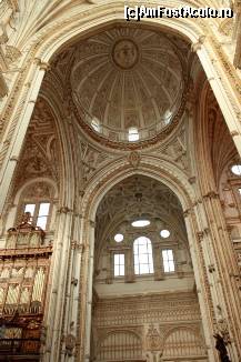 [P27] Catedrala din moschee :)  » foto by ariciu*
 - 
<span class="allrVoted glyphicon glyphicon-heart hidden" id="av494643"></span>
<a class="m-l-10 hidden" id="sv494643" onclick="voting_Foto_DelVot(,494643,2304)" role="button">șterge vot <span class="glyphicon glyphicon-remove"></span></a>
<a id="v9494643" class=" c-red"  onclick="voting_Foto_SetVot(494643)" role="button"><span class="glyphicon glyphicon-heart-empty"></span> <b>LIKE</b> = Votează poza</a> <img class="hidden"  id="f494643W9" src="/imagini/loader.gif" border="0" /><span class="AjErrMes hidden" id="e494643ErM"></span>