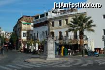 [P03] Aceeasi intersectie de mai devreme... cu un monument falnic » foto by ariciu*
 - 
<span class="allrVoted glyphicon glyphicon-heart hidden" id="av494613"></span>
<a class="m-l-10 hidden" id="sv494613" onclick="voting_Foto_DelVot(,494613,2304)" role="button">șterge vot <span class="glyphicon glyphicon-remove"></span></a>
<a id="v9494613" class=" c-red"  onclick="voting_Foto_SetVot(494613)" role="button"><span class="glyphicon glyphicon-heart-empty"></span> <b>LIKE</b> = Votează poza</a> <img class="hidden"  id="f494613W9" src="/imagini/loader.gif" border="0" /><span class="AjErrMes hidden" id="e494613ErM"></span>