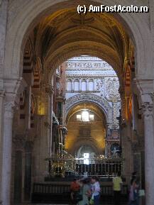 [P03] Cordoba -biserica din interiorul moscheei- » foto by buburuzica
 - 
<span class="allrVoted glyphicon glyphicon-heart hidden" id="av7124"></span>
<a class="m-l-10 hidden" id="sv7124" onclick="voting_Foto_DelVot(,7124,2304)" role="button">șterge vot <span class="glyphicon glyphicon-remove"></span></a>
<a id="v97124" class=" c-red"  onclick="voting_Foto_SetVot(7124)" role="button"><span class="glyphicon glyphicon-heart-empty"></span> <b>LIKE</b> = Votează poza</a> <img class="hidden"  id="f7124W9" src="/imagini/loader.gif" border="0" /><span class="AjErrMes hidden" id="e7124ErM"></span>