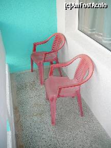 [P12] Balconul si scaunele din dotare (nu ar fi stricat si o masuta) » foto by Claudiu U.
 - 
<span class="allrVoted glyphicon glyphicon-heart hidden" id="av224893"></span>
<a class="m-l-10 hidden" id="sv224893" onclick="voting_Foto_DelVot(,224893,2316)" role="button">șterge vot <span class="glyphicon glyphicon-remove"></span></a>
<a id="v9224893" class=" c-red"  onclick="voting_Foto_SetVot(224893)" role="button"><span class="glyphicon glyphicon-heart-empty"></span> <b>LIKE</b> = Votează poza</a> <img class="hidden"  id="f224893W9" src="/imagini/loader.gif" border="0" /><span class="AjErrMes hidden" id="e224893ErM"></span>
