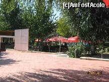 [P08] de aici se coboara la barul hotelului pe linga piscina unde seara au program de karaoke » foto by gabynegru
 - 
<span class="allrVoted glyphicon glyphicon-heart hidden" id="av123269"></span>
<a class="m-l-10 hidden" id="sv123269" onclick="voting_Foto_DelVot(,123269,2316)" role="button">șterge vot <span class="glyphicon glyphicon-remove"></span></a>
<a id="v9123269" class=" c-red"  onclick="voting_Foto_SetVot(123269)" role="button"><span class="glyphicon glyphicon-heart-empty"></span> <b>LIKE</b> = Votează poza</a> <img class="hidden"  id="f123269W9" src="/imagini/loader.gif" border="0" /><span class="AjErrMes hidden" id="e123269ErM"></span>