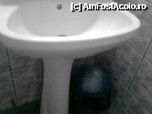 [P11] chiuveta si cosul de gunoi din baie » foto by starsbery
 - 
<span class="allrVoted glyphicon glyphicon-heart hidden" id="av249873"></span>
<a class="m-l-10 hidden" id="sv249873" onclick="voting_Foto_DelVot(,249873,2316)" role="button">șterge vot <span class="glyphicon glyphicon-remove"></span></a>
<a id="v9249873" class=" c-red"  onclick="voting_Foto_SetVot(249873)" role="button"><span class="glyphicon glyphicon-heart-empty"></span> <b>LIKE</b> = Votează poza</a> <img class="hidden"  id="f249873W9" src="/imagini/loader.gif" border="0" /><span class="AjErrMes hidden" id="e249873ErM"></span>