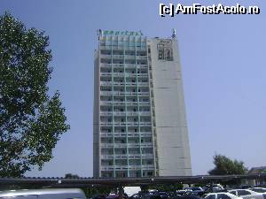 [P02] Hotel Capitol..2014 » foto by george777
 - 
<span class="allrVoted glyphicon glyphicon-heart hidden" id="av543754"></span>
<a class="m-l-10 hidden" id="sv543754" onclick="voting_Foto_DelVot(,543754,2316)" role="button">șterge vot <span class="glyphicon glyphicon-remove"></span></a>
<a id="v9543754" class=" c-red"  onclick="voting_Foto_SetVot(543754)" role="button"><span class="glyphicon glyphicon-heart-empty"></span> <b>LIKE</b> = Votează poza</a> <img class="hidden"  id="f543754W9" src="/imagini/loader.gif" border="0" /><span class="AjErrMes hidden" id="e543754ErM"></span>