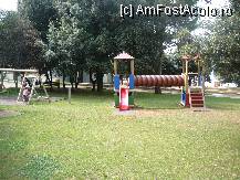 [P03] loc de joaca pt copii intre hotel si plaja » foto by raluca_mara
 - 
<span class="allrVoted glyphicon glyphicon-heart hidden" id="av217867"></span>
<a class="m-l-10 hidden" id="sv217867" onclick="voting_Foto_DelVot(,217867,2318)" role="button">șterge vot <span class="glyphicon glyphicon-remove"></span></a>
<a id="v9217867" class=" c-red"  onclick="voting_Foto_SetVot(217867)" role="button"><span class="glyphicon glyphicon-heart-empty"></span> <b>LIKE</b> = Votează poza</a> <img class="hidden"  id="f217867W9" src="/imagini/loader.gif" border="0" /><span class="AjErrMes hidden" id="e217867ErM"></span>