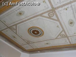 [P08] Sângeorgiu de Pădure - Castelul Rhédey. Decorațiunile plafonului. » foto by iulianic
 - 
<span class="allrVoted glyphicon glyphicon-heart hidden" id="av1373905"></span>
<a class="m-l-10 hidden" id="sv1373905" onclick="voting_Foto_DelVot(,1373905,2330)" role="button">șterge vot <span class="glyphicon glyphicon-remove"></span></a>
<a id="v91373905" class=" c-red"  onclick="voting_Foto_SetVot(1373905)" role="button"><span class="glyphicon glyphicon-heart-empty"></span> <b>LIKE</b> = Votează poza</a> <img class="hidden"  id="f1373905W9" src="/imagini/loader.gif" border="0" /><span class="AjErrMes hidden" id="e1373905ErM"></span>