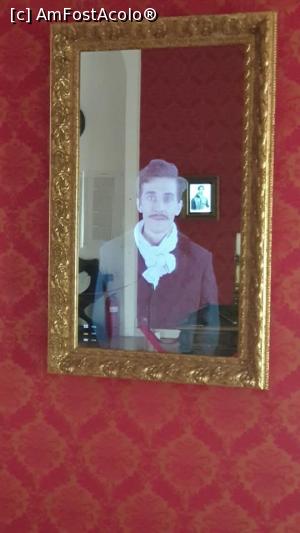 [P14] Prin intermediul ecranului interactiv, cu ajutorul efectelor vizuale, este prezentat monologul emotionant al contelui, atunci cand a ajuns acasa cu trupul neinsufletit al Claudiei. » foto by geani anto
 - 
<span class="allrVoted glyphicon glyphicon-heart hidden" id="av1211971"></span>
<a class="m-l-10 hidden" id="sv1211971" onclick="voting_Foto_DelVot(,1211971,2330)" role="button">șterge vot <span class="glyphicon glyphicon-remove"></span></a>
<a id="v91211971" class=" c-red"  onclick="voting_Foto_SetVot(1211971)" role="button"><span class="glyphicon glyphicon-heart-empty"></span> <b>LIKE</b> = Votează poza</a> <img class="hidden"  id="f1211971W9" src="/imagini/loader.gif" border="0" /><span class="AjErrMes hidden" id="e1211971ErM"></span>