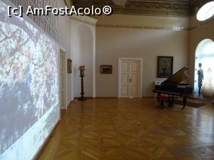 [P09] Sala de bal. » foto by tata123 🔱
 - 
<span class="allrVoted glyphicon glyphicon-heart hidden" id="av1188889"></span>
<a class="m-l-10 hidden" id="sv1188889" onclick="voting_Foto_DelVot(,1188889,2330)" role="button">șterge vot <span class="glyphicon glyphicon-remove"></span></a>
<a id="v91188889" class=" c-red"  onclick="voting_Foto_SetVot(1188889)" role="button"><span class="glyphicon glyphicon-heart-empty"></span> <b>LIKE</b> = Votează poza</a> <img class="hidden"  id="f1188889W9" src="/imagini/loader.gif" border="0" /><span class="AjErrMes hidden" id="e1188889ErM"></span>