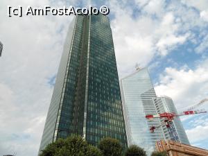[P03] Paris. La Defence.  » foto by mihaelavoicu
 - 
<span class="allrVoted glyphicon glyphicon-heart hidden" id="av1143313"></span>
<a class="m-l-10 hidden" id="sv1143313" onclick="voting_Foto_DelVot(,1143313,2333)" role="button">șterge vot <span class="glyphicon glyphicon-remove"></span></a>
<a id="v91143313" class=" c-red"  onclick="voting_Foto_SetVot(1143313)" role="button"><span class="glyphicon glyphicon-heart-empty"></span> <b>LIKE</b> = Votează poza</a> <img class="hidden"  id="f1143313W9" src="/imagini/loader.gif" border="0" /><span class="AjErrMes hidden" id="e1143313ErM"></span>