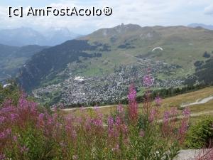 [P24] Jos -Verbier, sus-parapante » foto by kikiritzi
 - 
<span class="allrVoted glyphicon glyphicon-heart hidden" id="av900018"></span>
<a class="m-l-10 hidden" id="sv900018" onclick="voting_Foto_DelVot(,900018,2363)" role="button">șterge vot <span class="glyphicon glyphicon-remove"></span></a>
<a id="v9900018" class=" c-red"  onclick="voting_Foto_SetVot(900018)" role="button"><span class="glyphicon glyphicon-heart-empty"></span> <b>LIKE</b> = Votează poza</a> <img class="hidden"  id="f900018W9" src="/imagini/loader.gif" border="0" /><span class="AjErrMes hidden" id="e900018ErM"></span>