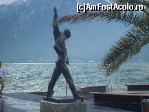 [P04] Freddie Mercury, la fel de furtunos ca si lacul Leman la vremea cind l-am vizitat noi! » foto by vioricapetrescu*
 - 
<span class="allrVoted glyphicon glyphicon-heart hidden" id="av155418"></span>
<a class="m-l-10 hidden" id="sv155418" onclick="voting_Foto_DelVot(,155418,2363)" role="button">șterge vot <span class="glyphicon glyphicon-remove"></span></a>
<a id="v9155418" class=" c-red"  onclick="voting_Foto_SetVot(155418)" role="button"><span class="glyphicon glyphicon-heart-empty"></span> <b>LIKE</b> = Votează poza</a> <img class="hidden"  id="f155418W9" src="/imagini/loader.gif" border="0" /><span class="AjErrMes hidden" id="e155418ErM"></span>