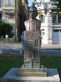 [P09] Vevey -Mihai Eminescu 'ultimul romantic'- » foto by buburuzica
 - 
<span class="allrVoted glyphicon glyphicon-heart hidden" id="av28999"></span>
<a class="m-l-10 hidden" id="sv28999" onclick="voting_Foto_DelVot(,28999,2363)" role="button">șterge vot <span class="glyphicon glyphicon-remove"></span></a>
<a id="v928999" class=" c-red"  onclick="voting_Foto_SetVot(28999)" role="button"><span class="glyphicon glyphicon-heart-empty"></span> <b>LIKE</b> = Votează poza</a> <img class="hidden"  id="f28999W9" src="/imagini/loader.gif" border="0" /><span class="AjErrMes hidden" id="e28999ErM"></span>