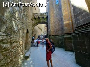 [P19] Intrare in  Mănăstirea Mont-Saint-Michel » foto by Mika
 - 
<span class="allrVoted glyphicon glyphicon-heart hidden" id="av1259552"></span>
<a class="m-l-10 hidden" id="sv1259552" onclick="voting_Foto_DelVot(,1259552,2372)" role="button">șterge vot <span class="glyphicon glyphicon-remove"></span></a>
<a id="v91259552" class=" c-red"  onclick="voting_Foto_SetVot(1259552)" role="button"><span class="glyphicon glyphicon-heart-empty"></span> <b>LIKE</b> = Votează poza</a> <img class="hidden"  id="f1259552W9" src="/imagini/loader.gif" border="0" /><span class="AjErrMes hidden" id="e1259552ErM"></span>