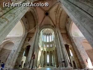 [P30] Naosul romanic al bisericii mănăstirii » foto by Mika
 - 
<span class="allrVoted glyphicon glyphicon-heart hidden" id="av1259563"></span>
<a class="m-l-10 hidden" id="sv1259563" onclick="voting_Foto_DelVot(,1259563,2372)" role="button">șterge vot <span class="glyphicon glyphicon-remove"></span></a>
<a id="v91259563" class=" c-red"  onclick="voting_Foto_SetVot(1259563)" role="button"><span class="glyphicon glyphicon-heart-empty"></span> <b>LIKE</b> = Votează poza</a> <img class="hidden"  id="f1259563W9" src="/imagini/loader.gif" border="0" /><span class="AjErrMes hidden" id="e1259563ErM"></span>