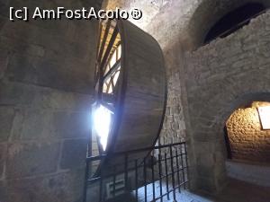 [P47] Marea Roată, cu ajutorul căreai se fridicau alimentele și materialele de construcție in timpul in care mănăstirea a fost inchisoare » foto by Mika
 - 
<span class="allrVoted glyphicon glyphicon-heart hidden" id="av1259580"></span>
<a class="m-l-10 hidden" id="sv1259580" onclick="voting_Foto_DelVot(,1259580,2372)" role="button">șterge vot <span class="glyphicon glyphicon-remove"></span></a>
<a id="v91259580" class=" c-red"  onclick="voting_Foto_SetVot(1259580)" role="button"><span class="glyphicon glyphicon-heart-empty"></span> <b>LIKE</b> = Votează poza</a> <img class="hidden"  id="f1259580W9" src="/imagini/loader.gif" border="0" /><span class="AjErrMes hidden" id="e1259580ErM"></span>