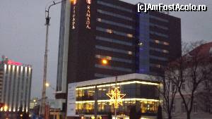 [P02] Hotel Ramada Sibiu - pe mijloc se văd lifturile exterioare, atât de dragi mie » foto by danoradea
 - 
<span class="allrVoted glyphicon glyphicon-heart hidden" id="av575785"></span>
<a class="m-l-10 hidden" id="sv575785" onclick="voting_Foto_DelVot(,575785,2392)" role="button">șterge vot <span class="glyphicon glyphicon-remove"></span></a>
<a id="v9575785" class=" c-red"  onclick="voting_Foto_SetVot(575785)" role="button"><span class="glyphicon glyphicon-heart-empty"></span> <b>LIKE</b> = Votează poza</a> <img class="hidden"  id="f575785W9" src="/imagini/loader.gif" border="0" /><span class="AjErrMes hidden" id="e575785ErM"></span>