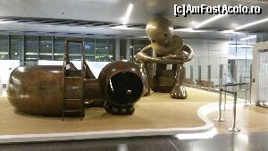 [P10] prin aeroportul din Doha » foto by robert
 - 
<span class="allrVoted glyphicon glyphicon-heart hidden" id="av672377"></span>
<a class="m-l-10 hidden" id="sv672377" onclick="voting_Foto_DelVot(,672377,2393)" role="button">șterge vot <span class="glyphicon glyphicon-remove"></span></a>
<a id="v9672377" class=" c-red"  onclick="voting_Foto_SetVot(672377)" role="button"><span class="glyphicon glyphicon-heart-empty"></span> <b>LIKE</b> = Votează poza</a> <img class="hidden"  id="f672377W9" src="/imagini/loader.gif" border="0" /><span class="AjErrMes hidden" id="e672377ErM"></span>